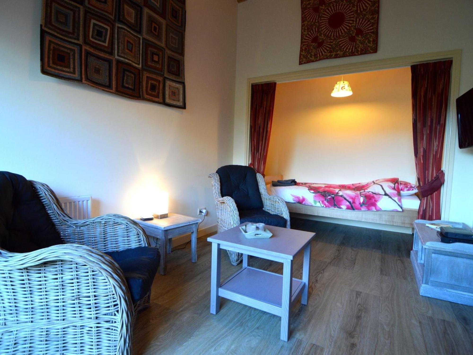Staying In A Thatched Barn With Bedroom Achterhoek Geesteren  Buitenkant foto
